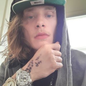 Meet your Posher, Adam